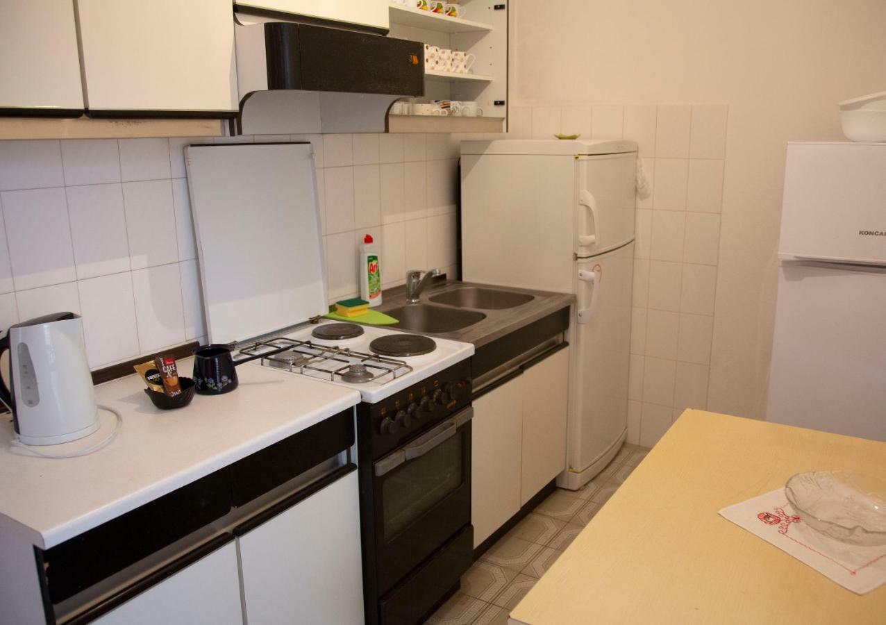 Apartmani Jadranka Tucepi Exterior photo